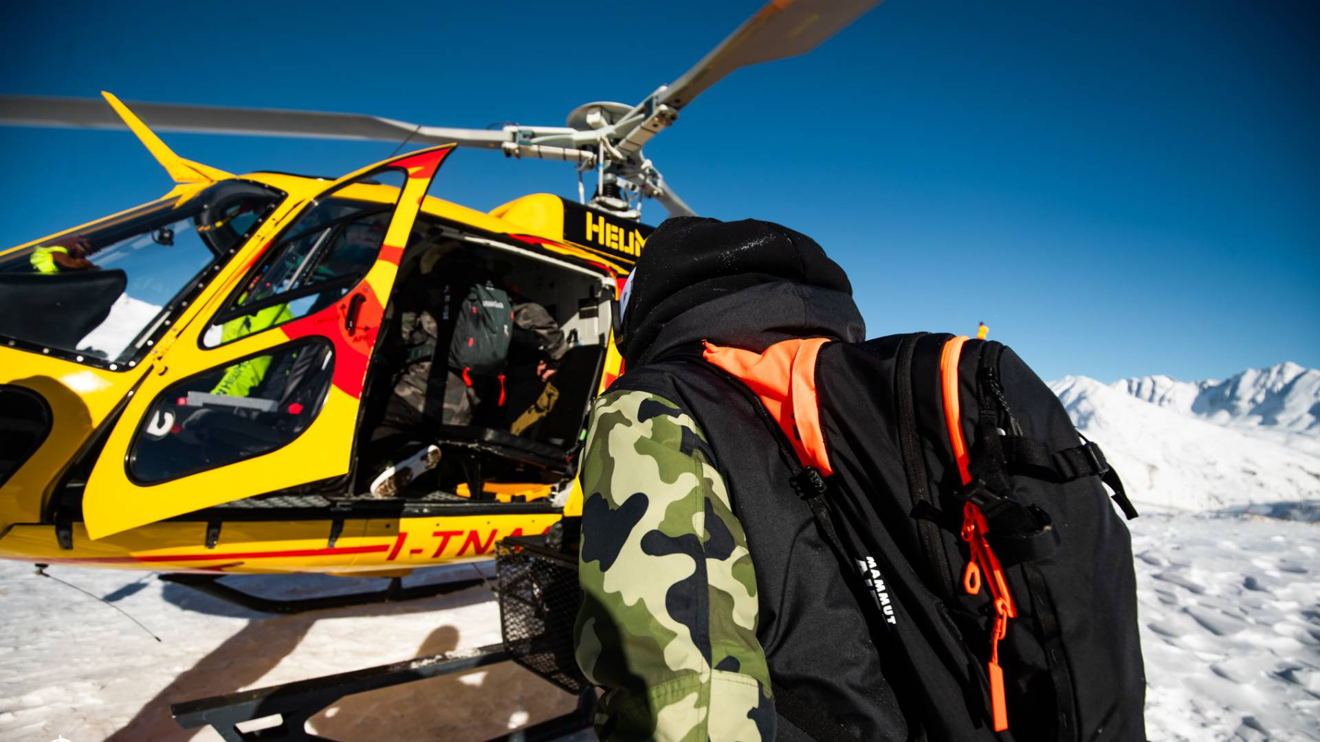 ZIMNO Helicamp – adrenalina, widoki i niezapomniany freeride!